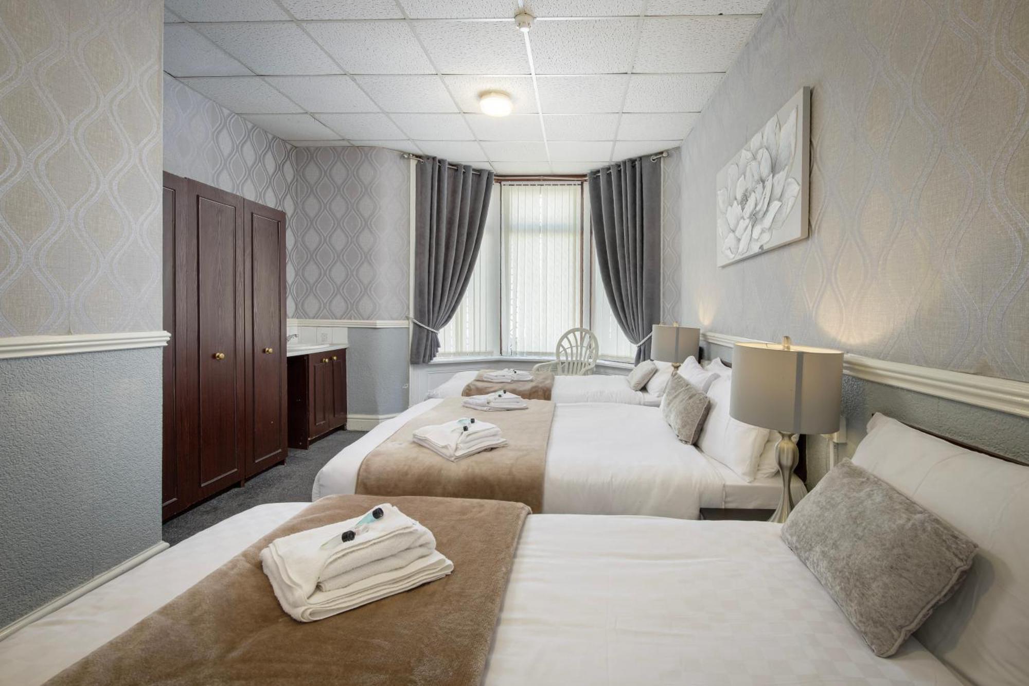 Sonora park Hotel Blackpool Bagian luar foto